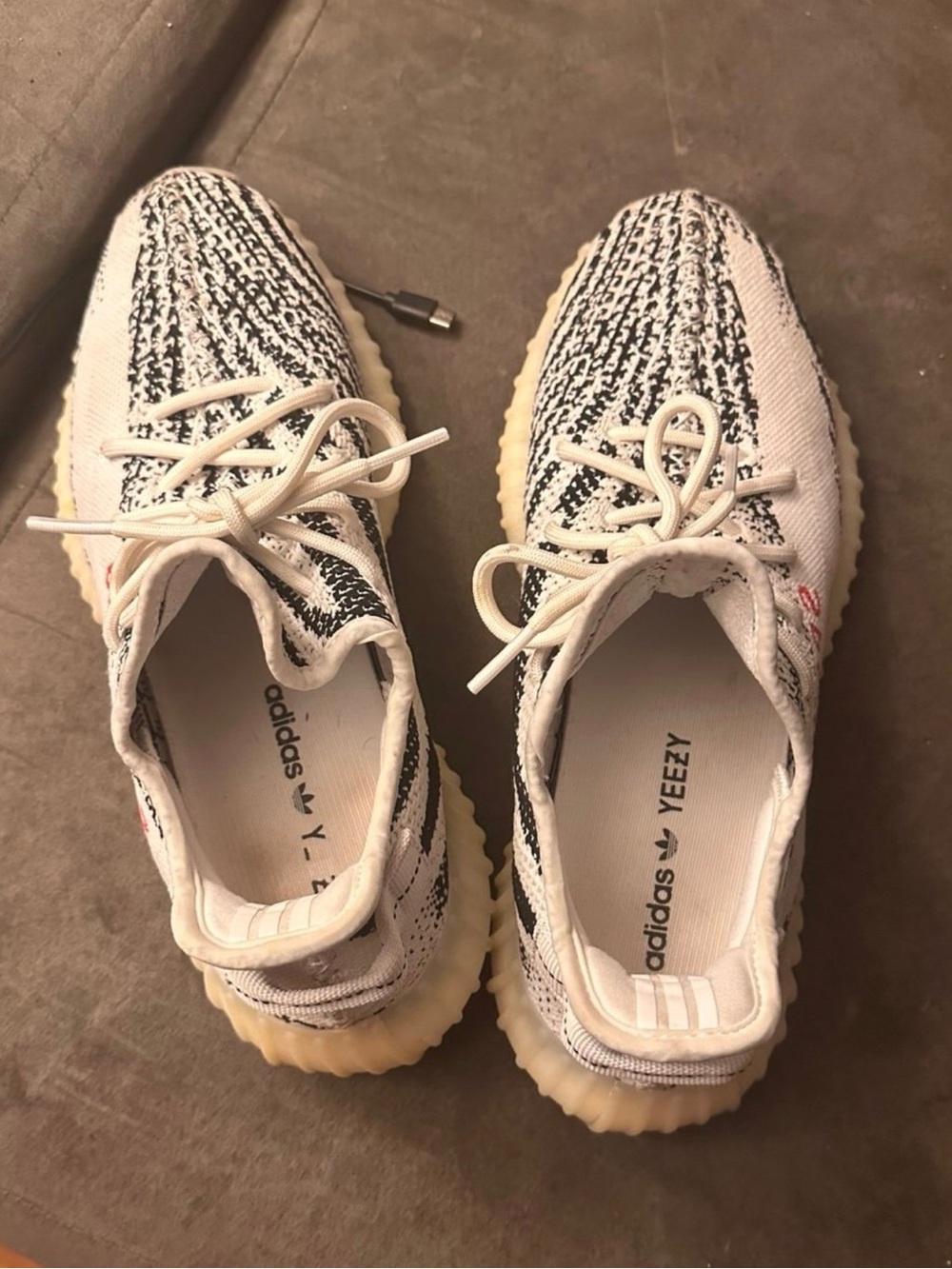 adidas Yeezy Boost 350 V2 White/Black Zebra